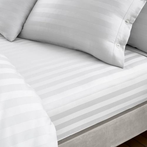400TC Satin Stripe Double Fitted Sheet White