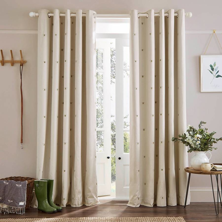 Bee 116x228cm Eyelet Black Out Curtains Oatmeal