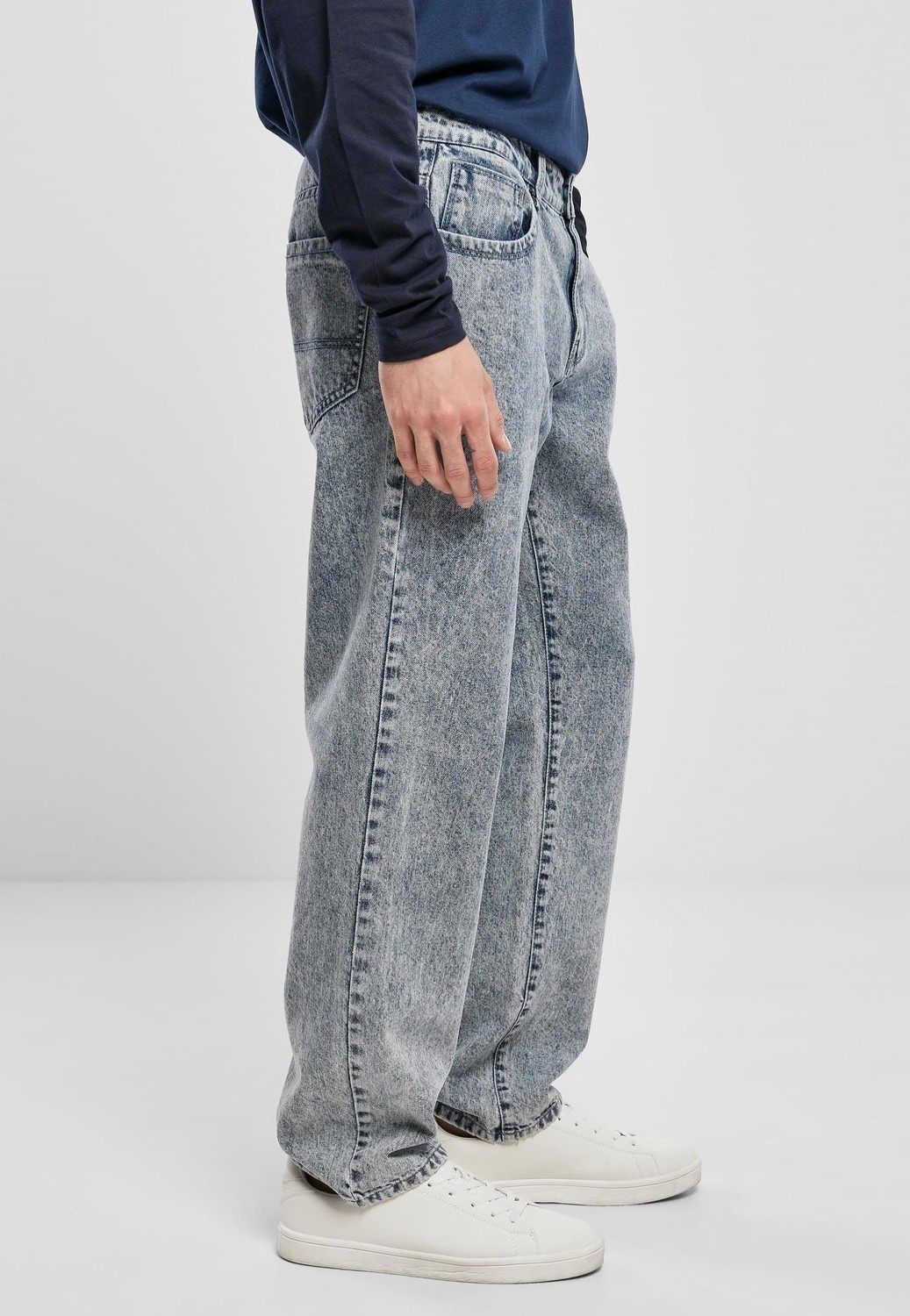 Urban Classics - Loose Fit Light Skyblue Acid Washed - Jeans
