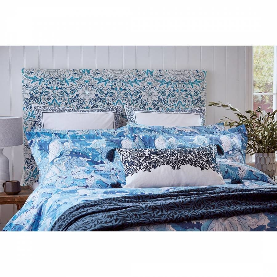 Acanthus Pair of Pillowcases Woad
