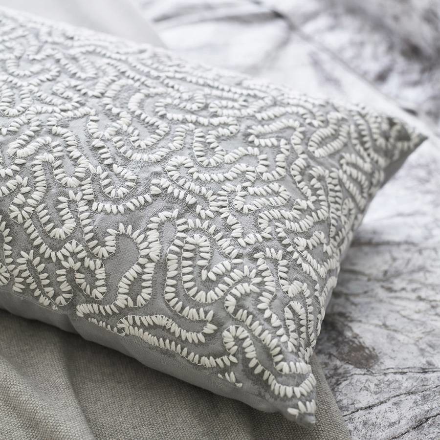 Maze Coral Cushion Silver