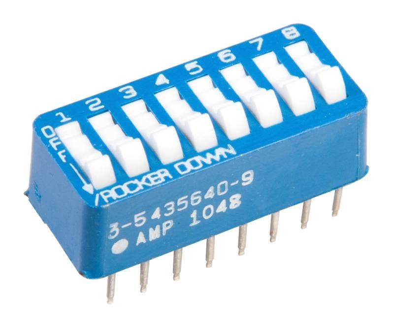 Alcoswitch / Te Connectivity 3-5435640-9 Dip Switch, 8Pos, Smd