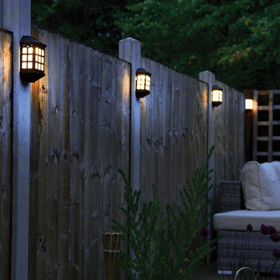 Deluxe Solar Fence Lights Pack of 4