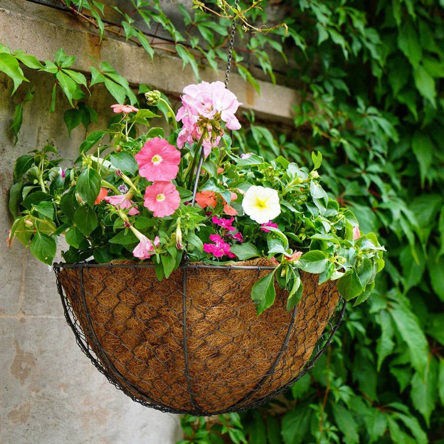 Outdoor Hanging Wired Netted Basket Zinc