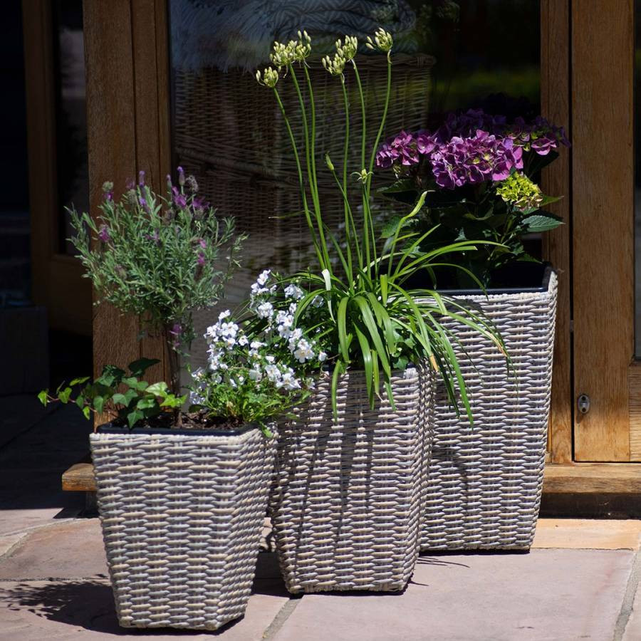 SAVE £34  - Planters Shaped Cotswold