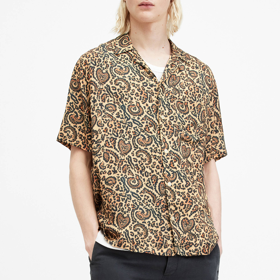 Black Leo Paisley Print Short Sleeeve Shirt