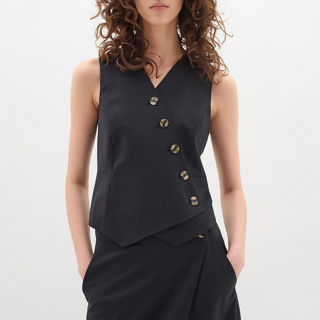 Black Yaeko Wool Blend Cross Waistcoat