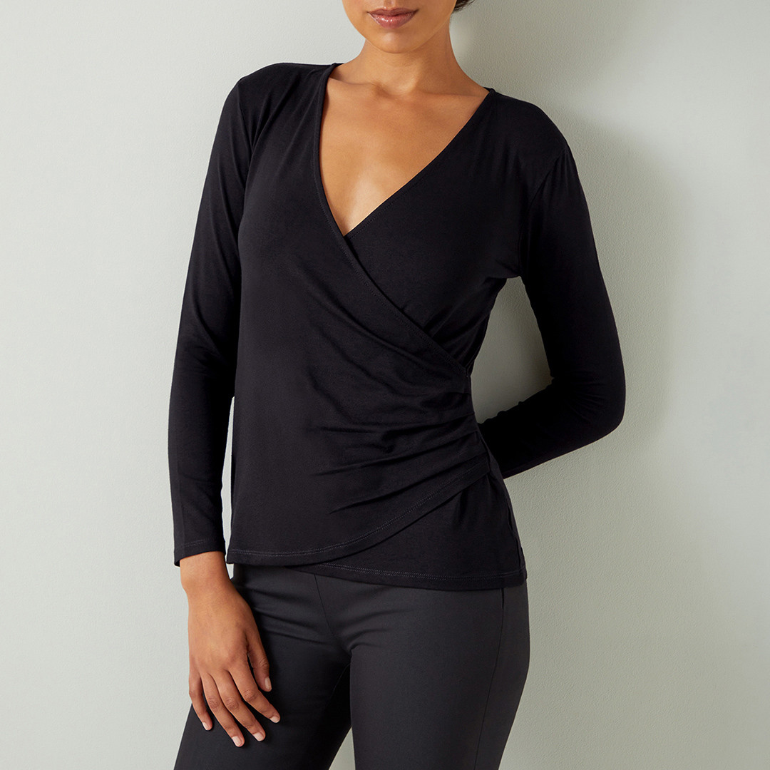 Black Eames Top
