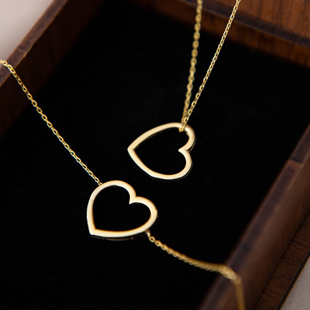 Silver Necklace & Bracelet Set