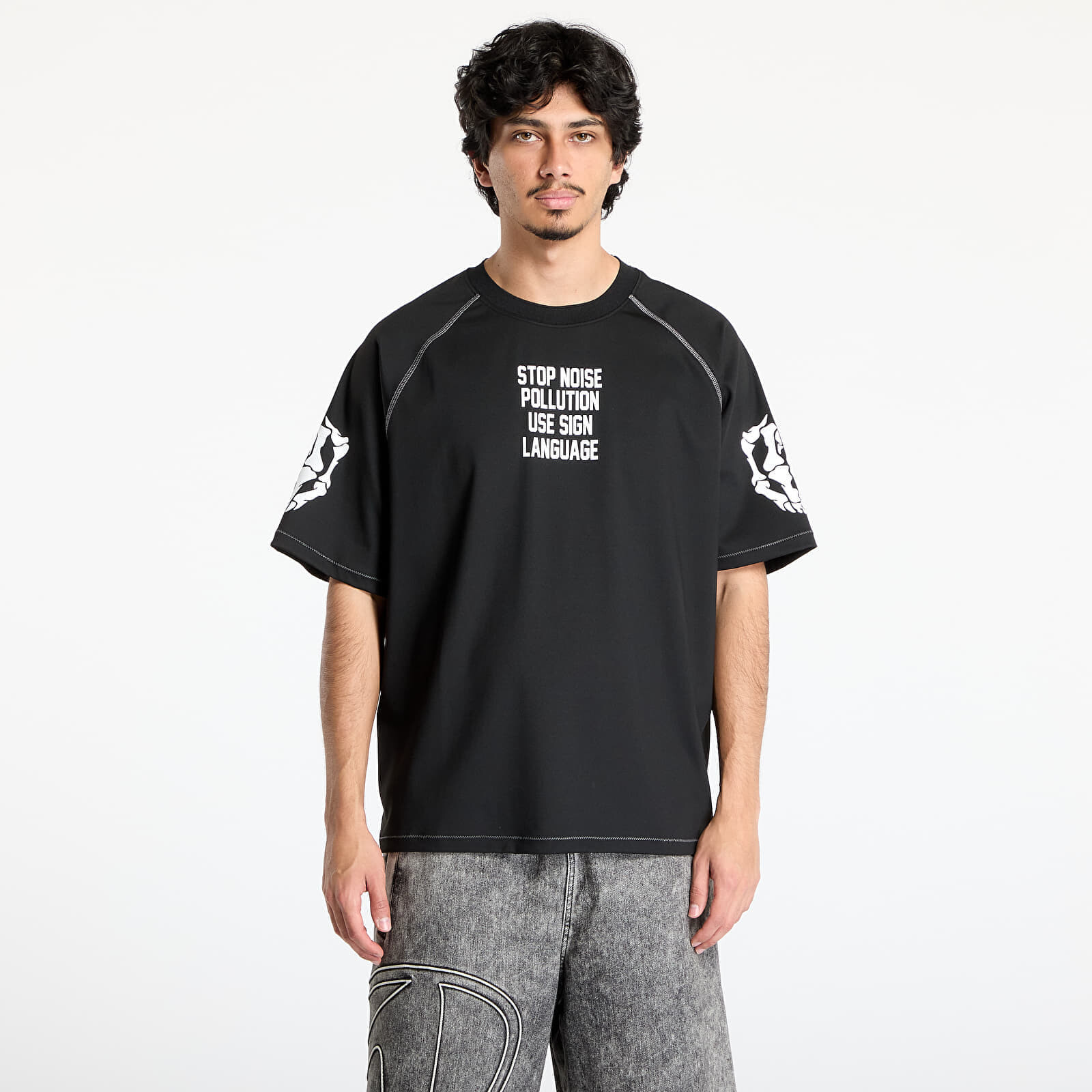 T-shirt PLEASURES Pollution Boxy Raglan Black S