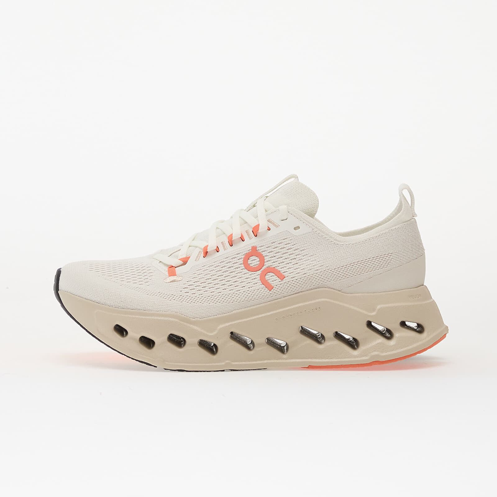 Sneakers On M Cloudsurfer Max Ivory/ Salmon UK 10.5