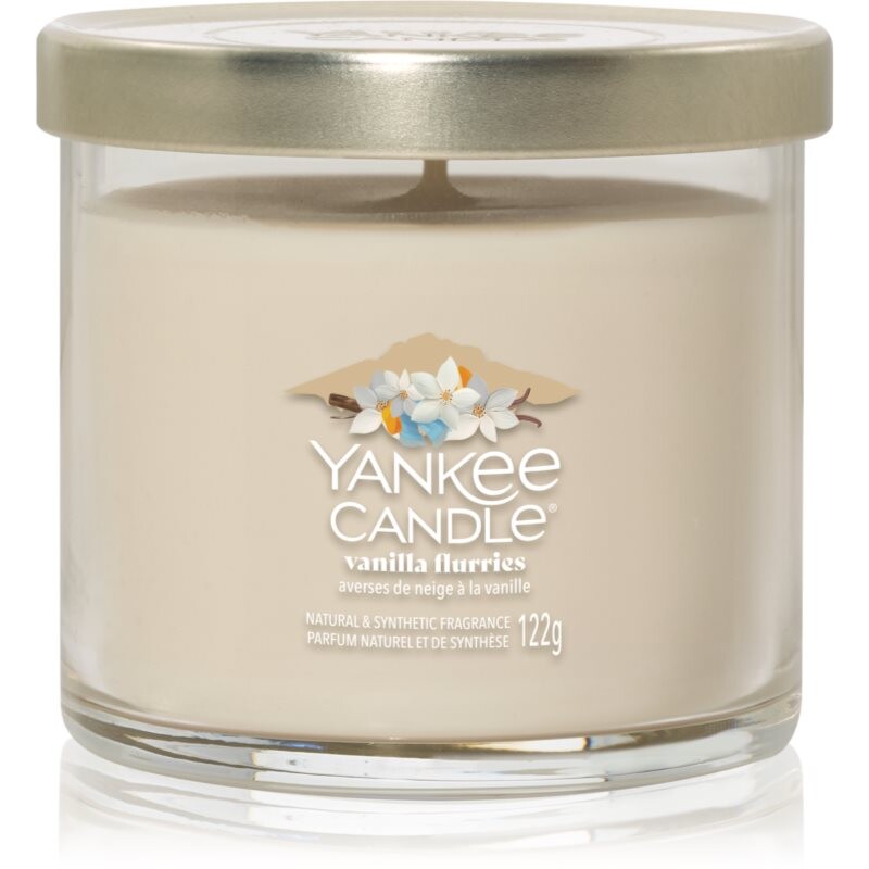 Yankee Candle Vanilla Flurries scented candle Signature 122 g
