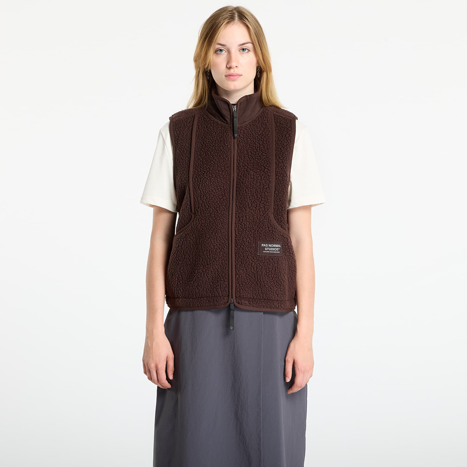 Vest Pas Normal Studios Women's Off-Race Pile Fleece Vest Light Brown M