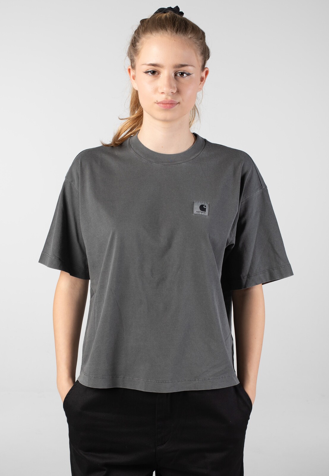 Carhartt WIP - W' Nelson Garment Dyed Black - T-Shirt - black - S - 100% Organic Cotton,Jersey