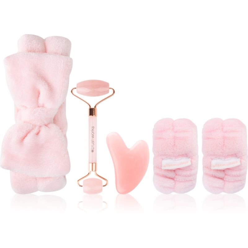 Brushworks Pamper & Glow Set gift set for the face