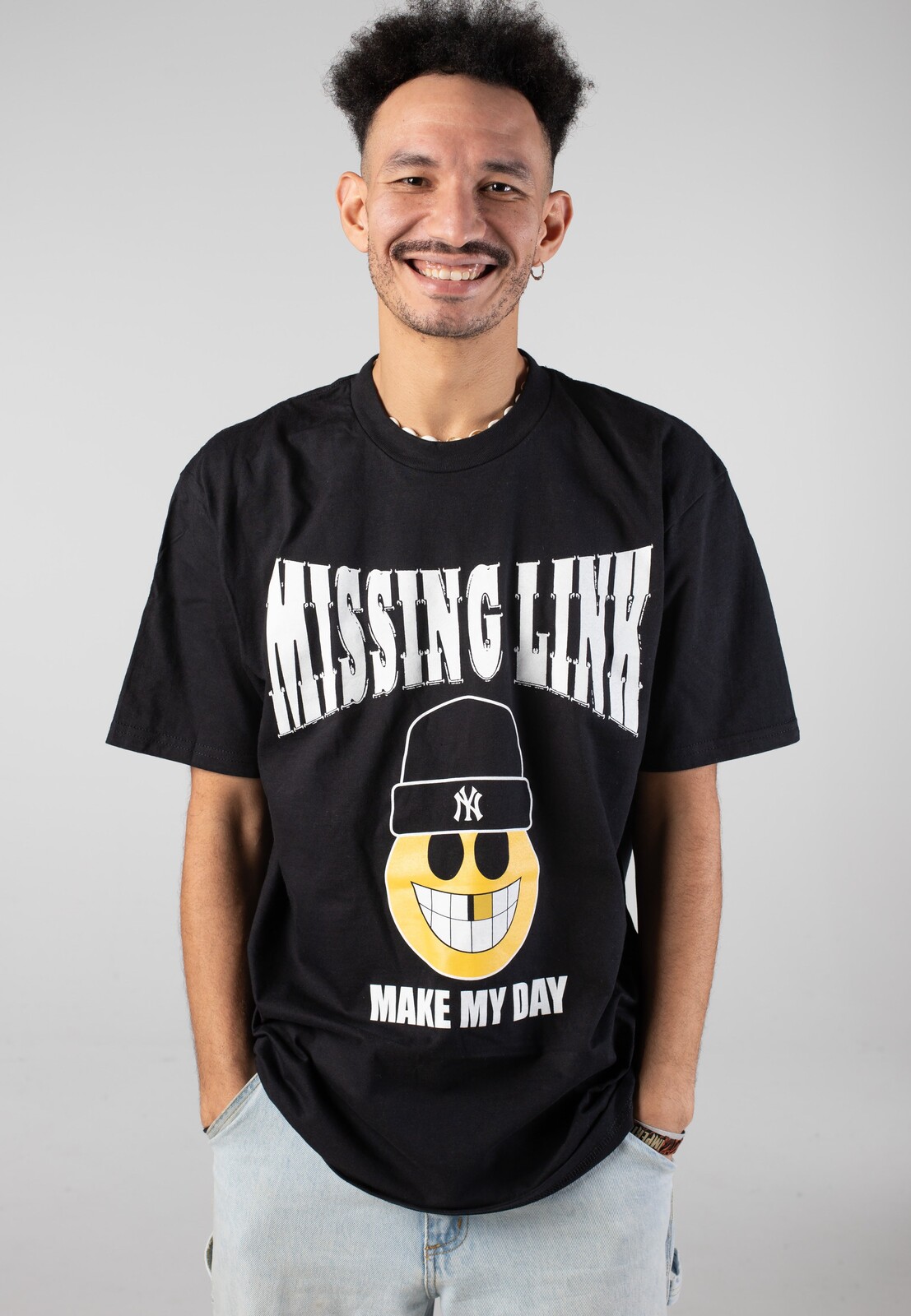 Missing Link - Smiley - T-Shirt - black - L - 100% Cotton,Jersey