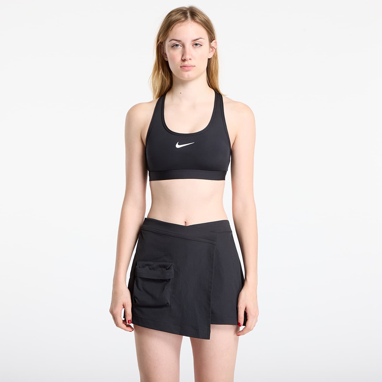 Nike Swoosh Medium Support Women's Padded Sports Bra Black/ White L