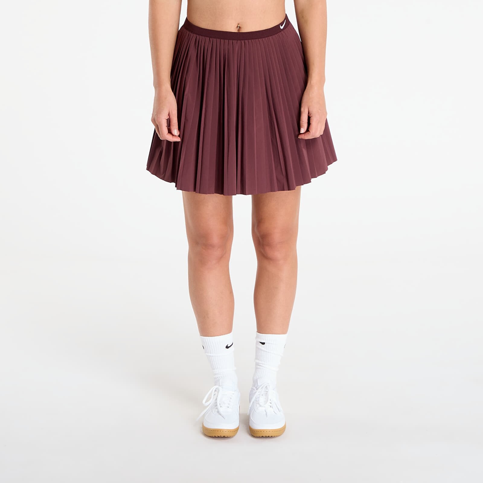 Nike Sportswear Women's Pleated Skirt Burgundy Crush/ Sail XS