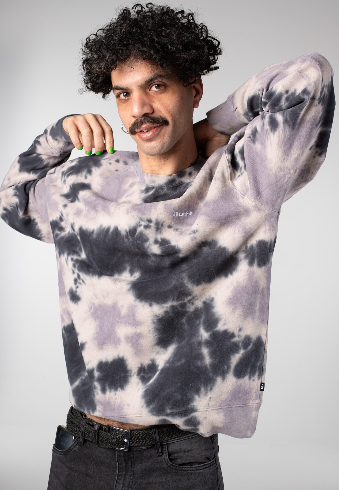 HUF - Tie Dye 89 Logo Crewneck Navy - Sweater - blue - L - 100% Cotton