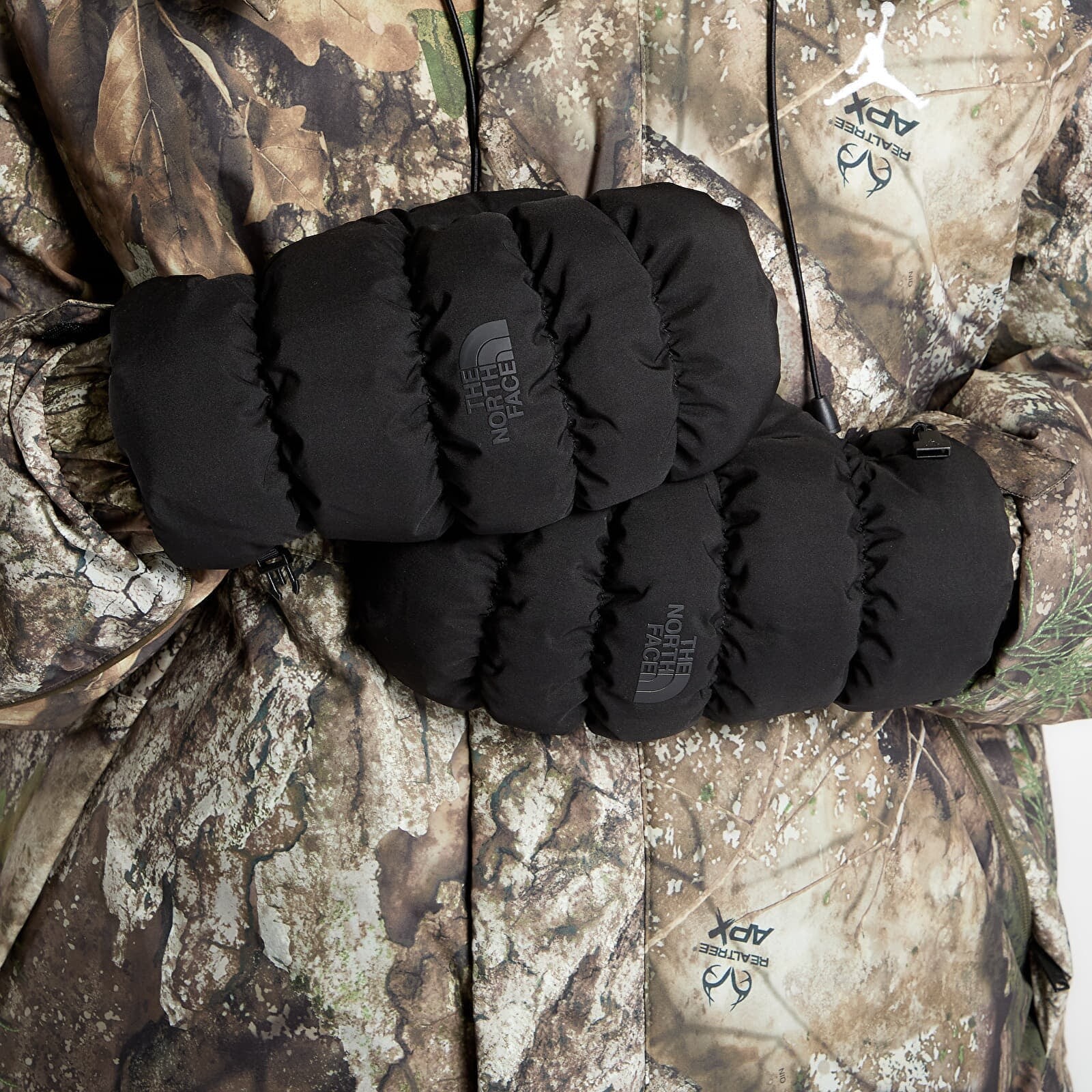 Gloves The North Face Montana Puffer Mitt TNF Black S