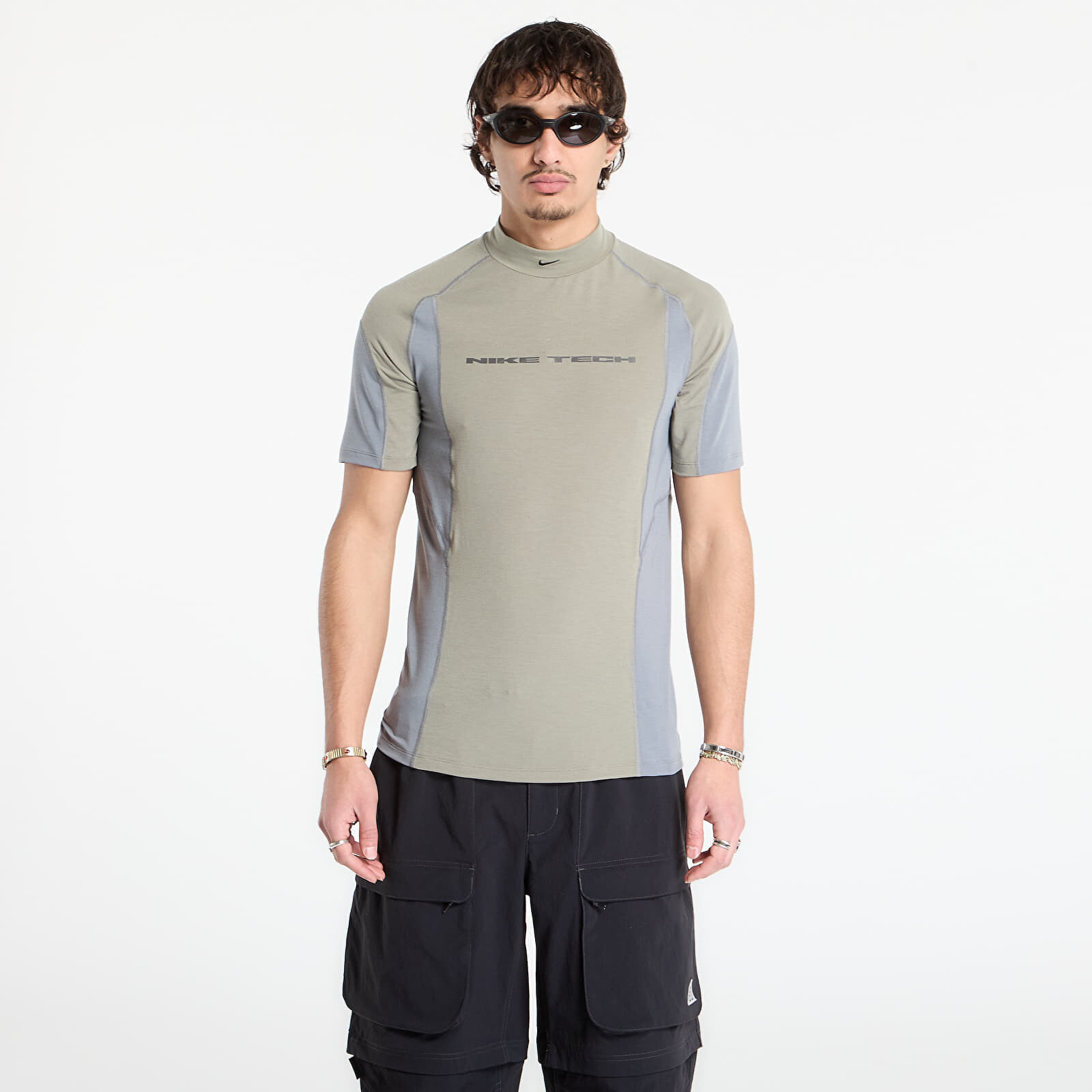 T-shirt Nike Men's Dri-FIT Short-Sleeve Base Layer Light Army/ Cool Grey/ Cool Grey/ Black XL