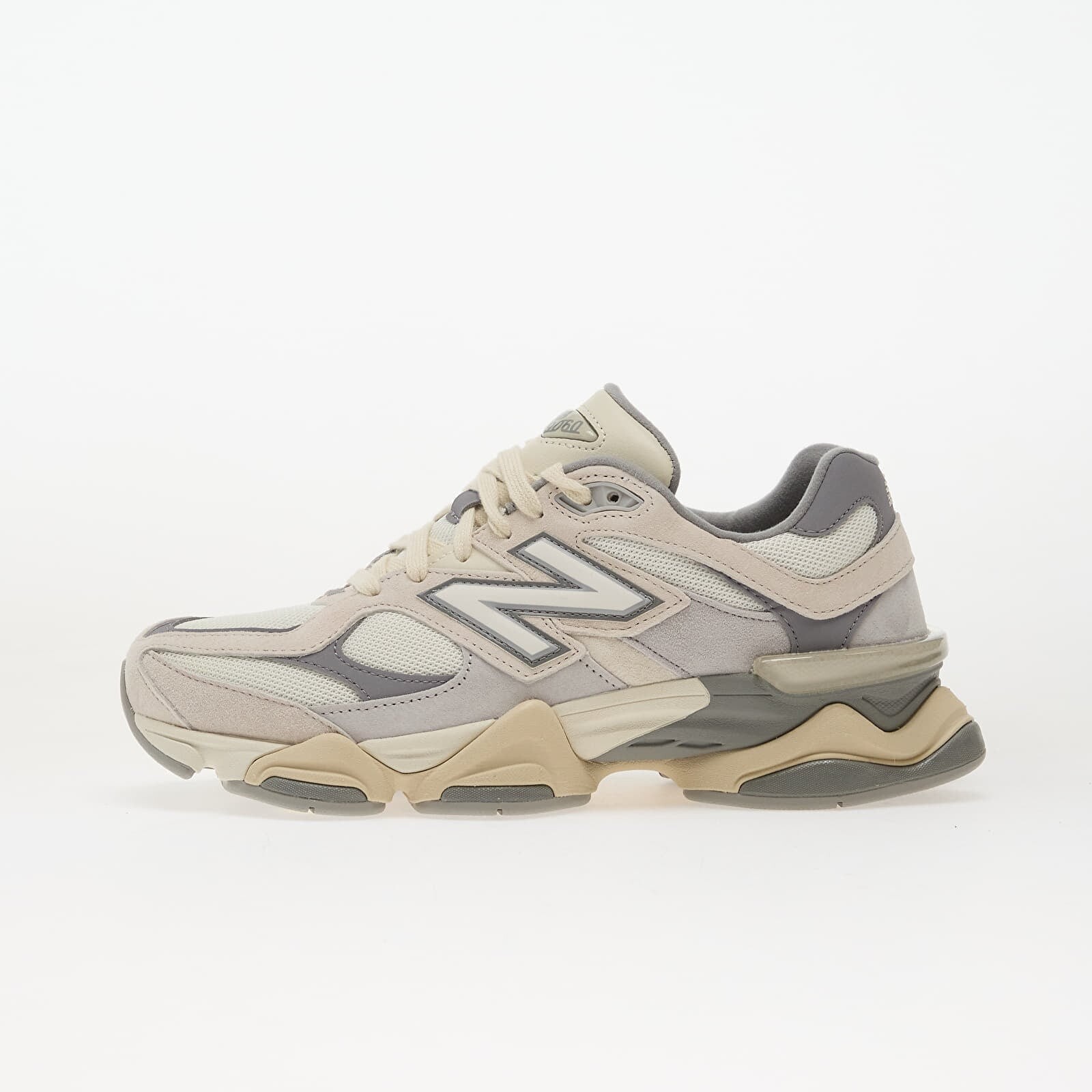 Sneakers New Balance 9060 Beige/ Sea Salt UK 8