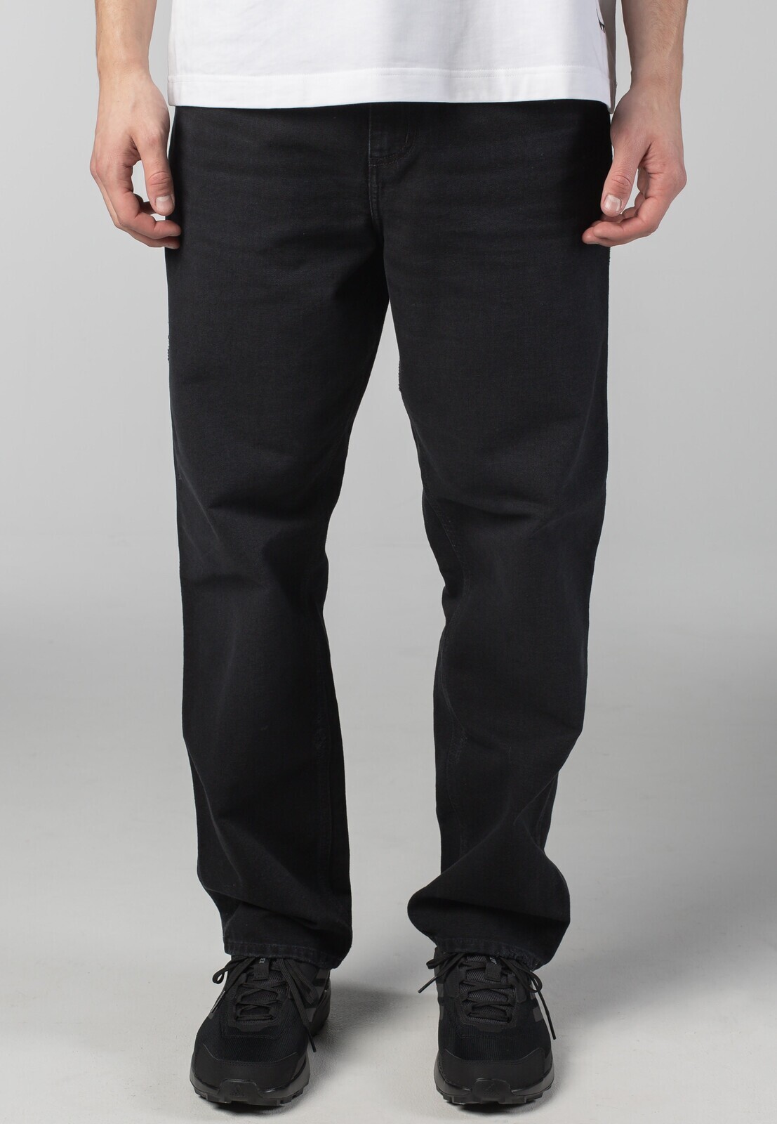 Carhartt WIP - Single Knee Grind Wash Black - Pants - black - W28 / L32 - 100% Organic Cotton,Cotton