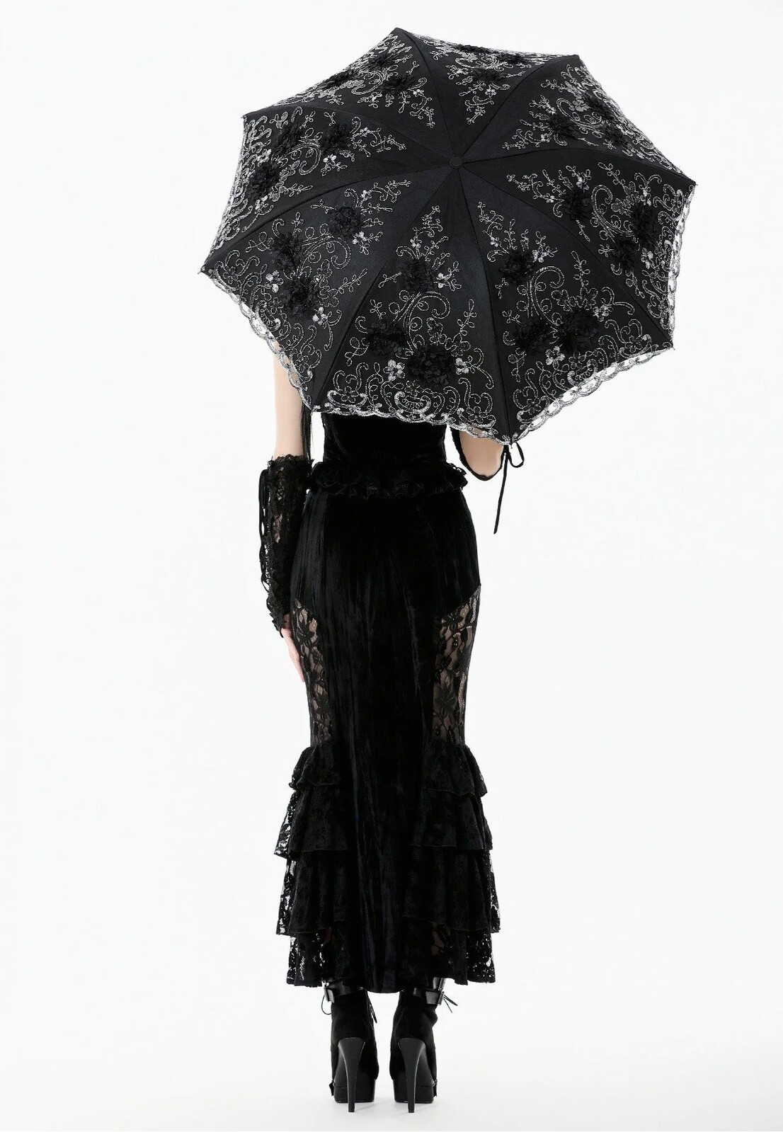 Dark In Love - Elegant White Gothic Rose Lace - Umbrella
