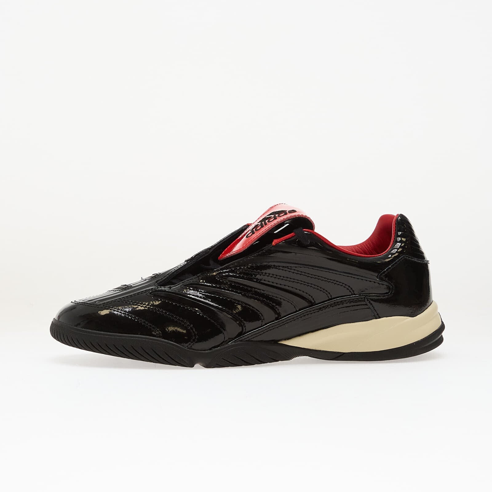 Sneakers adidas Predator Sala Core Black/ Red/ Core Black UK 7.5