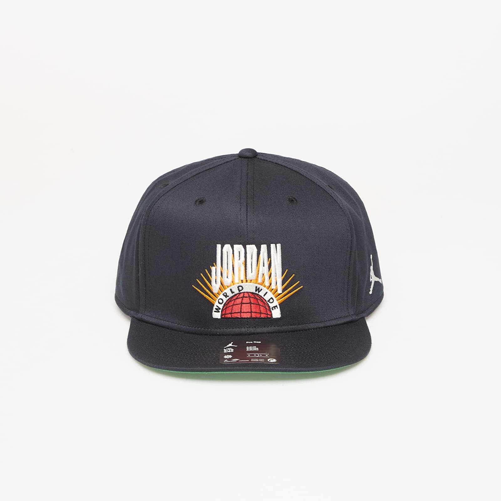 Jordan Essentials Pro Structured Flat Bill Hat Black/ Kelly Green/ Sail L/XL