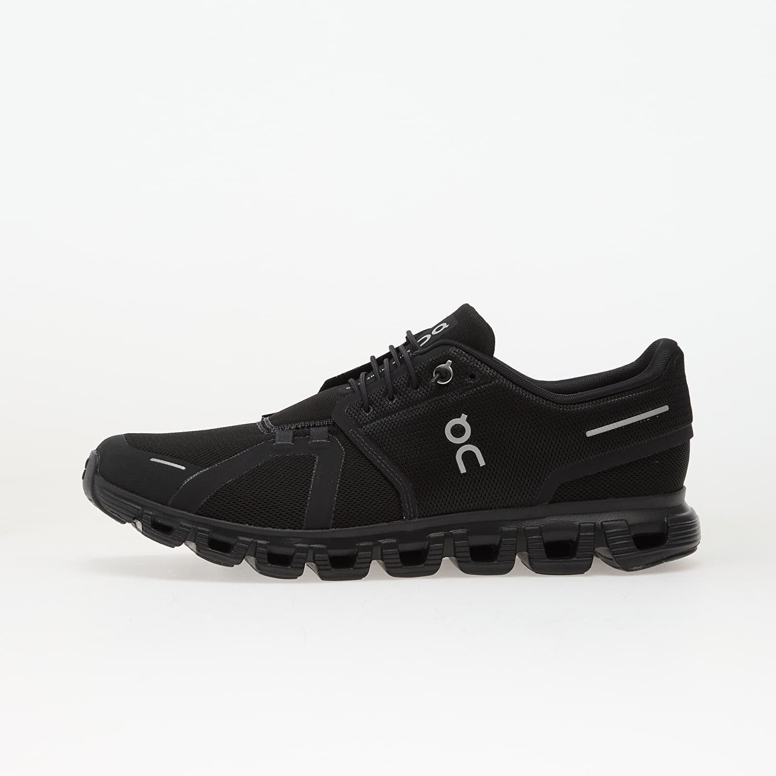 Sneakers On M Cloud 6 Wide Black/ Black UK 9.5