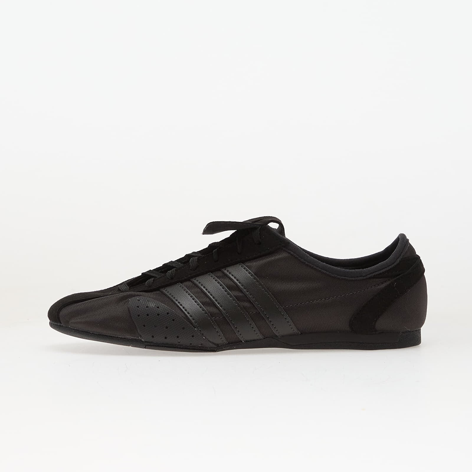 Sneakers adidas x Stella McCartney Sportswear 76 Trainers Core Black/ Core Black/ Core Black UK 4.5