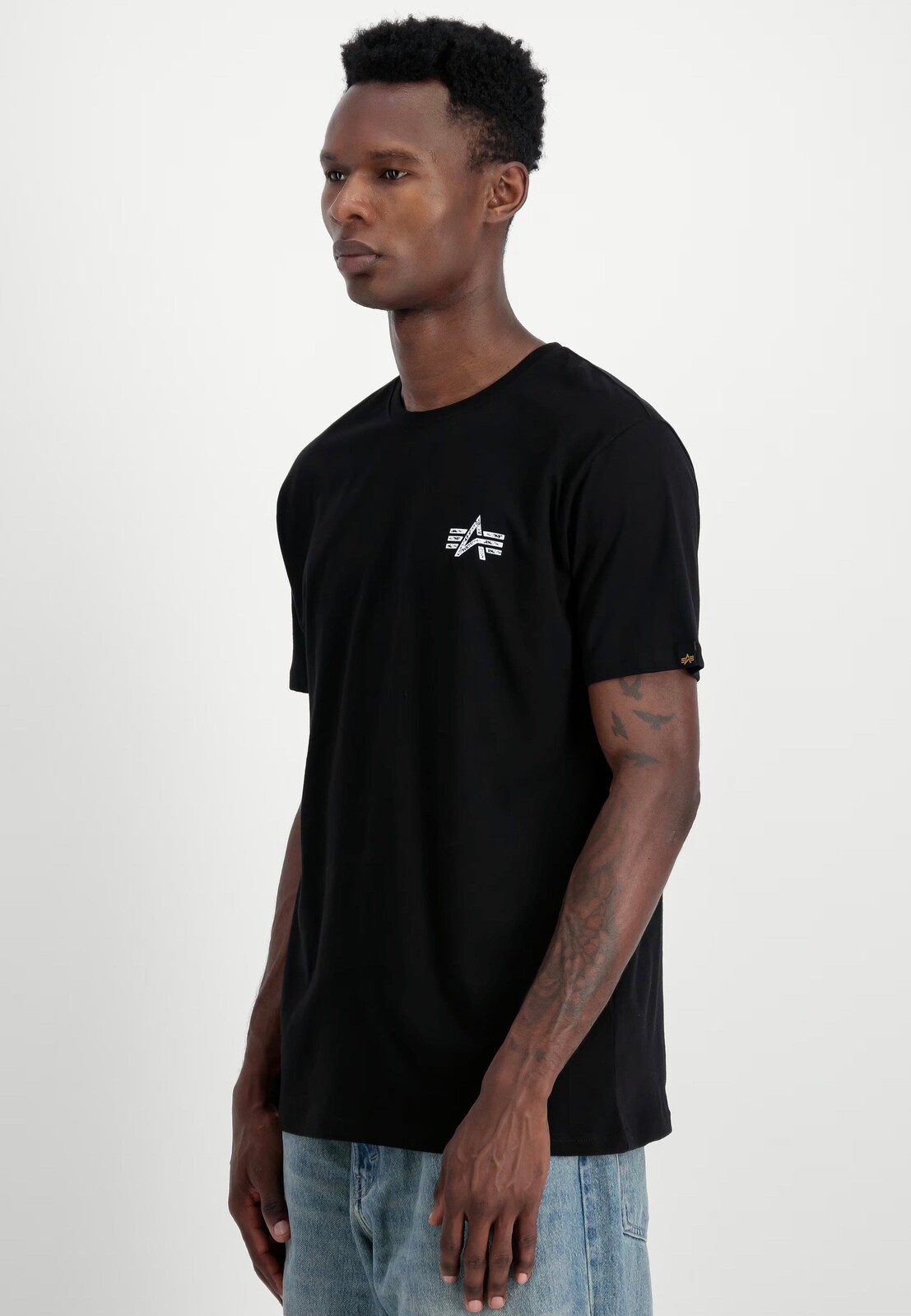 Alpha Industries - Signature Backprint Black - T-Shirt - black - L - 100% Cotton
