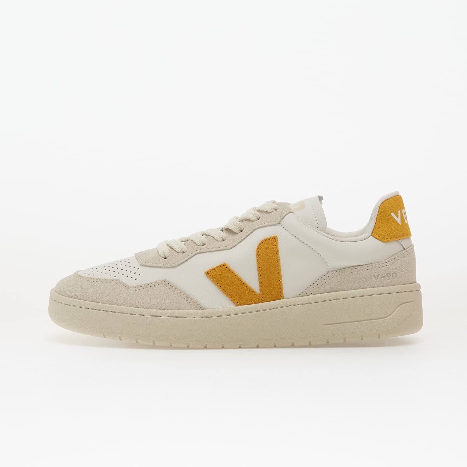 Sneakers Veja V-90 White/ Safran UK 9