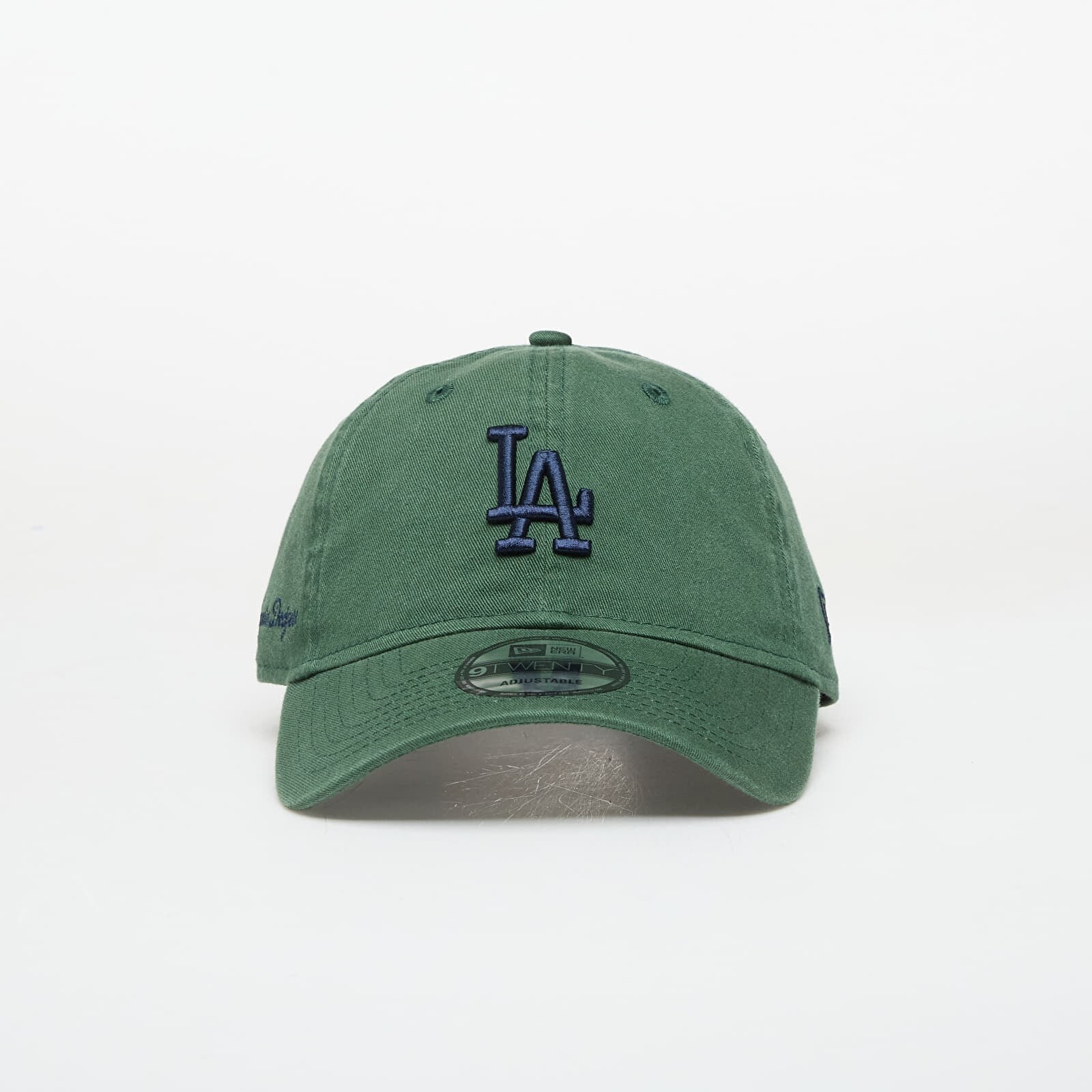 New Era 9TWENTY Los Angeles Dodgers MLB Washed Script Cilantro Green/ Navy Universal