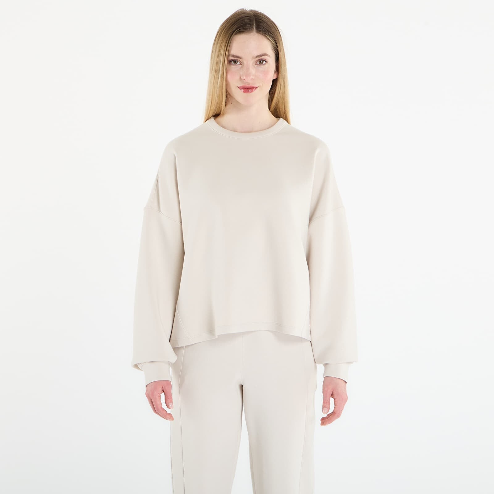 Sweatshirt Nike 24.7 ImpossiblySoft Women's Dri-FIT Oversized Crew-Neck Top Lt Orewood Brn/ Lt Iron Ore S