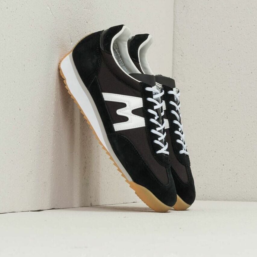 Sneakers Karhu ChampionAir Black / White UK 3.5