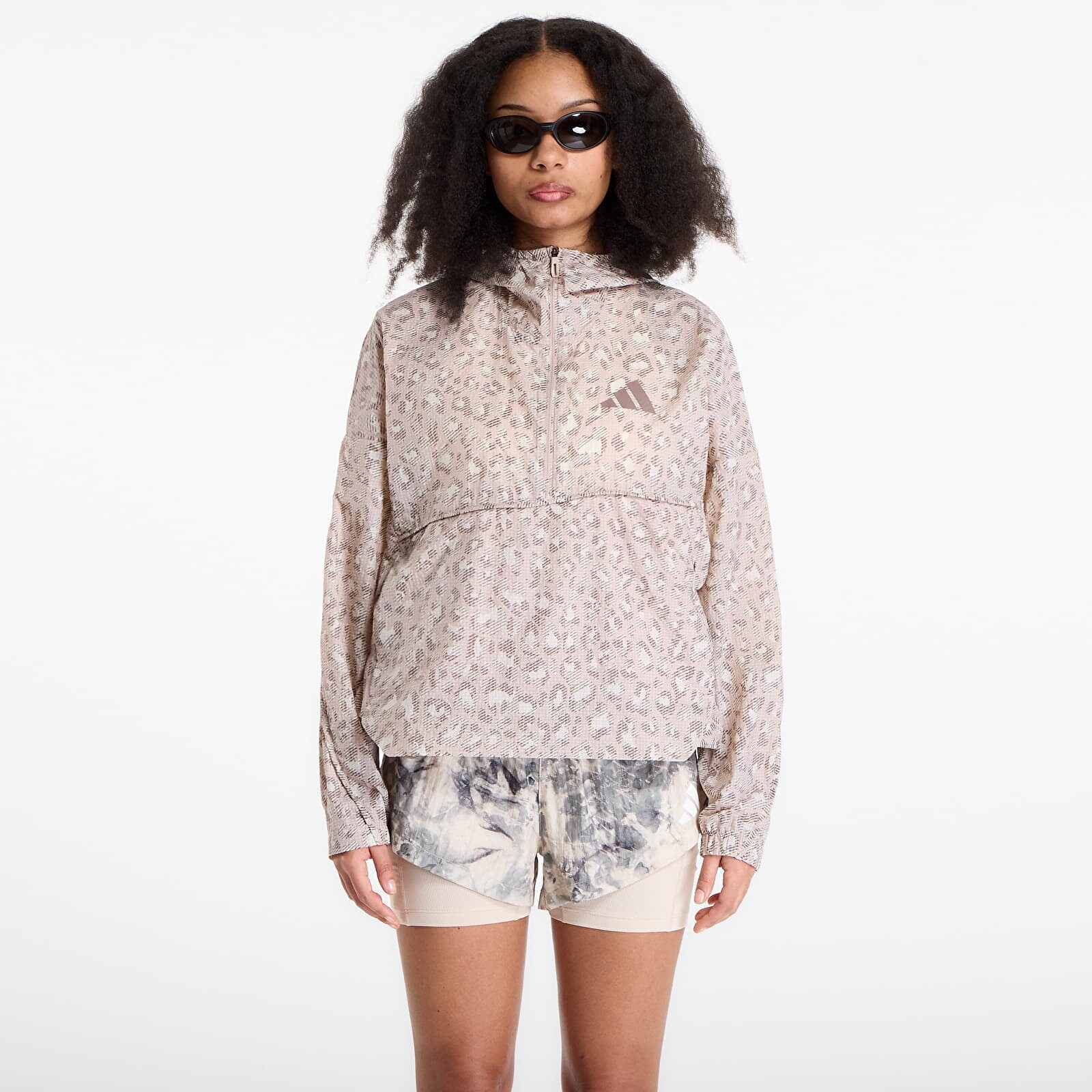 Jacket adidas W Xpl Wind Aop Wonder Aluminium/ Wonder Taupe/ Trace Brow XS