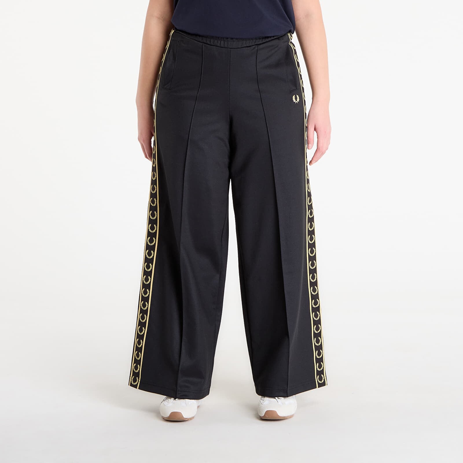 Pants FRED PERRY Taped Track Pants Black/ Champagne 36