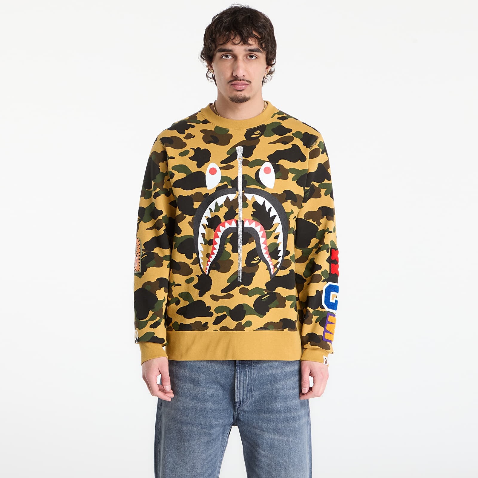 Sweatshirt A BATHING APE 1St Camo Shark Crewneck Sweatshirt UNISEX Yellow L
