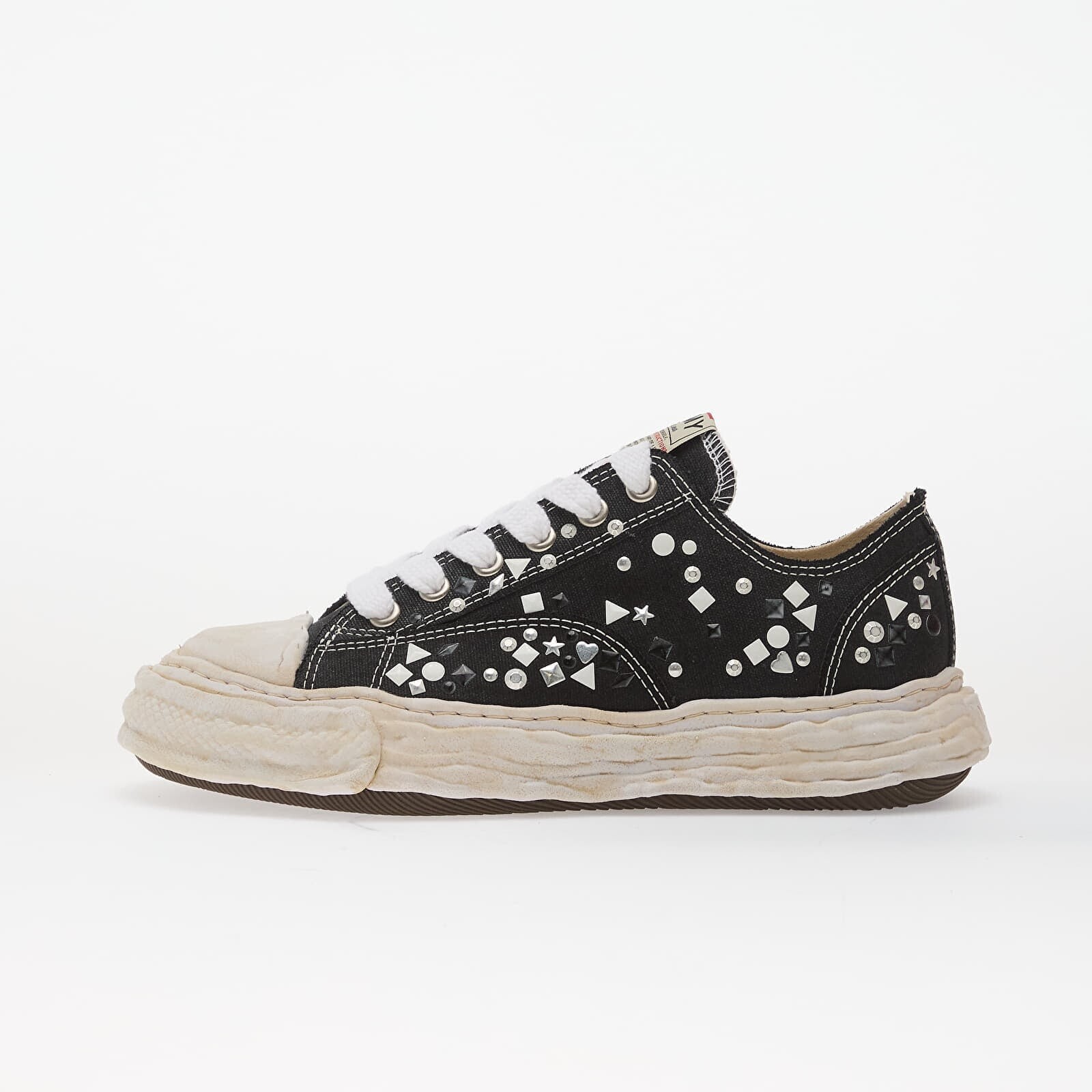 Sneakers Maison MIHARA YASUHIRO (MMY) Ptsn23 Embellished Sneaker Black UK 45