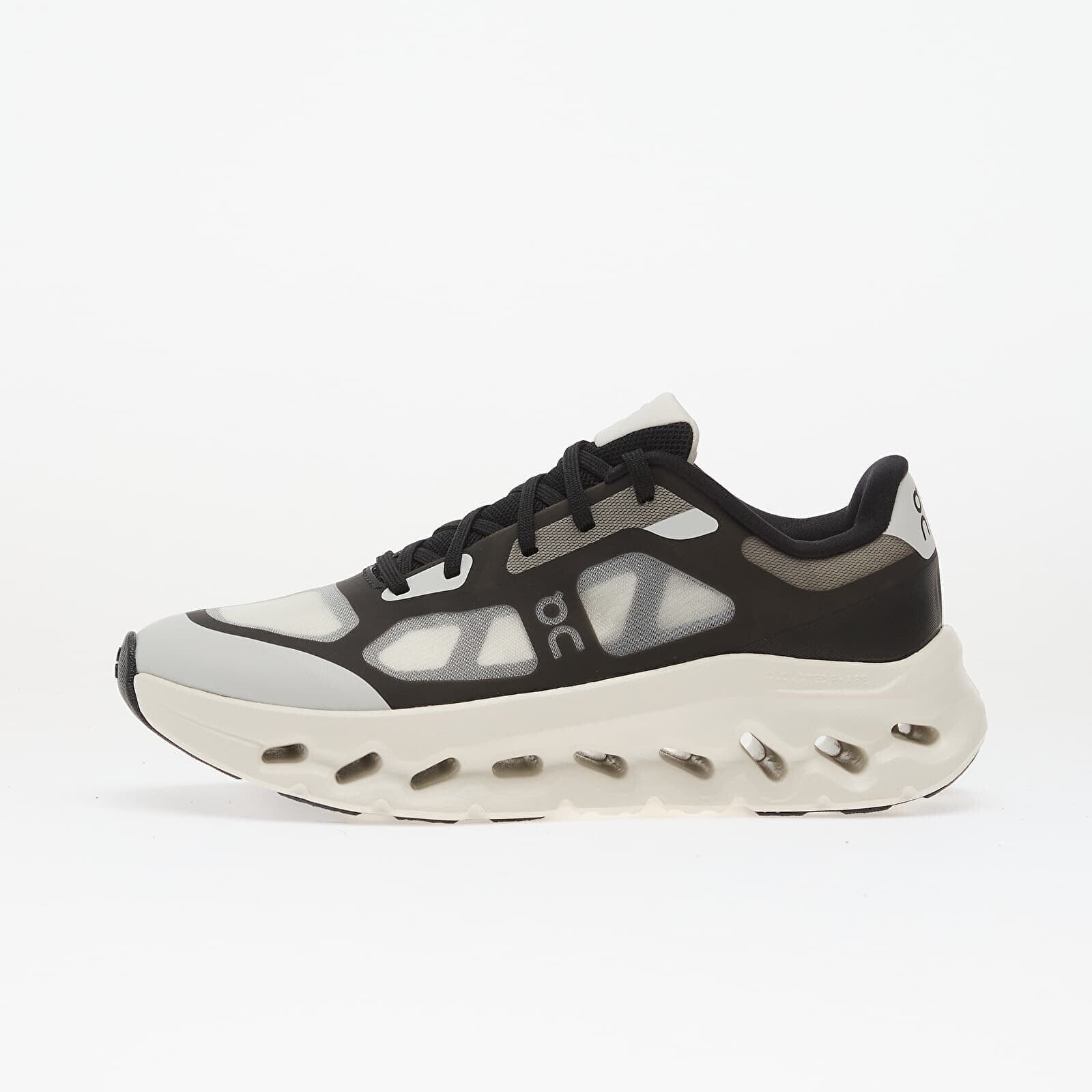 Sneakers On W Cloudtilt Remix Black/ Ivory UK 4