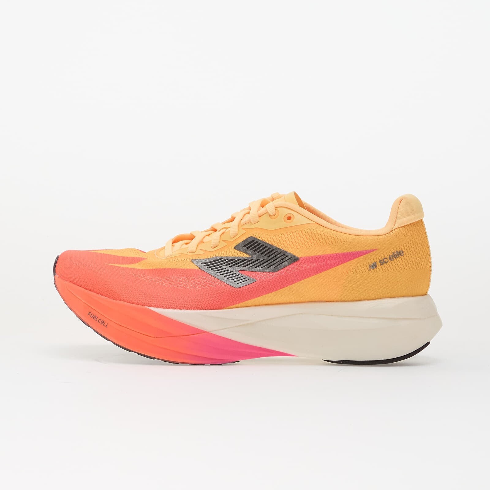 Sneakers New Balance FuelCell SuperComp Elite v5 Tangerine Heat/ White Peach/ Pink Heat UK 5.5