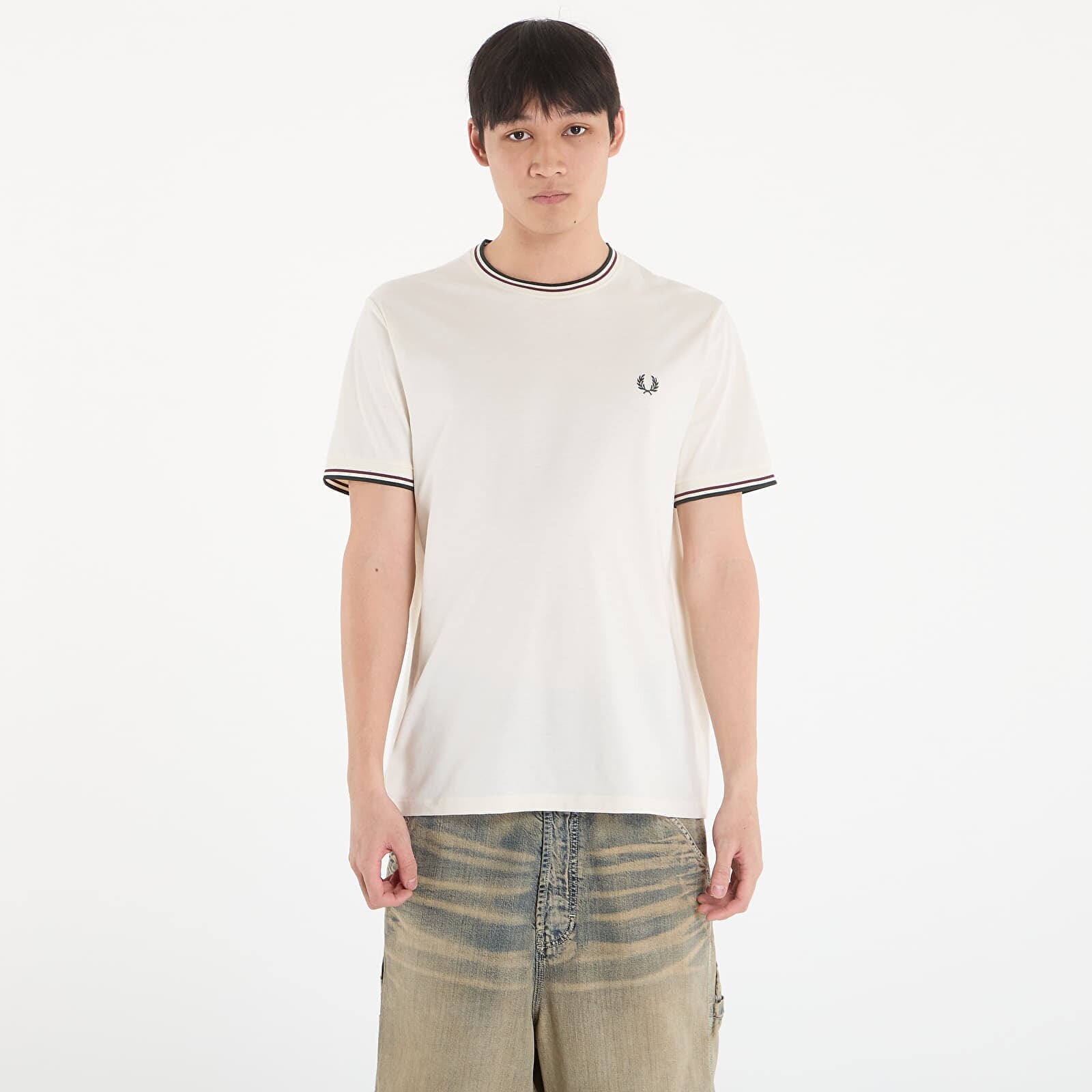 T-shirt FRED PERRY Twin Tipped T-Shirt Ecr/ Oxbld/ Grsrts M