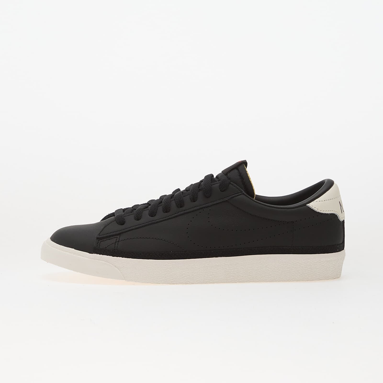 Sneakers Nike Tennis Classic Ac Black/ Black-Sail-Team Orange UK 8.5
