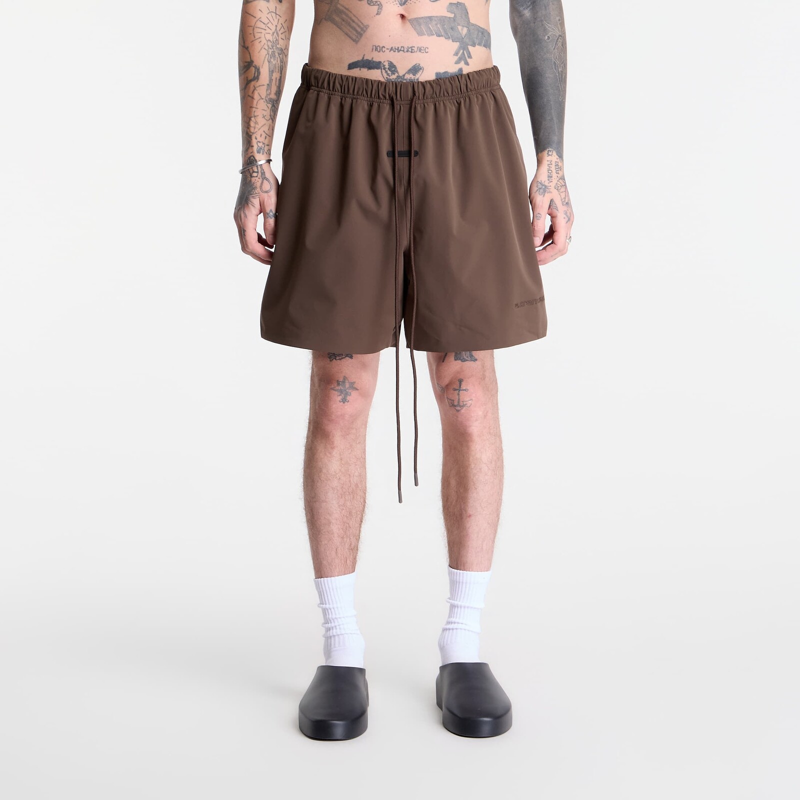Fear of God Essentials Active Trace Classic Short Brown S