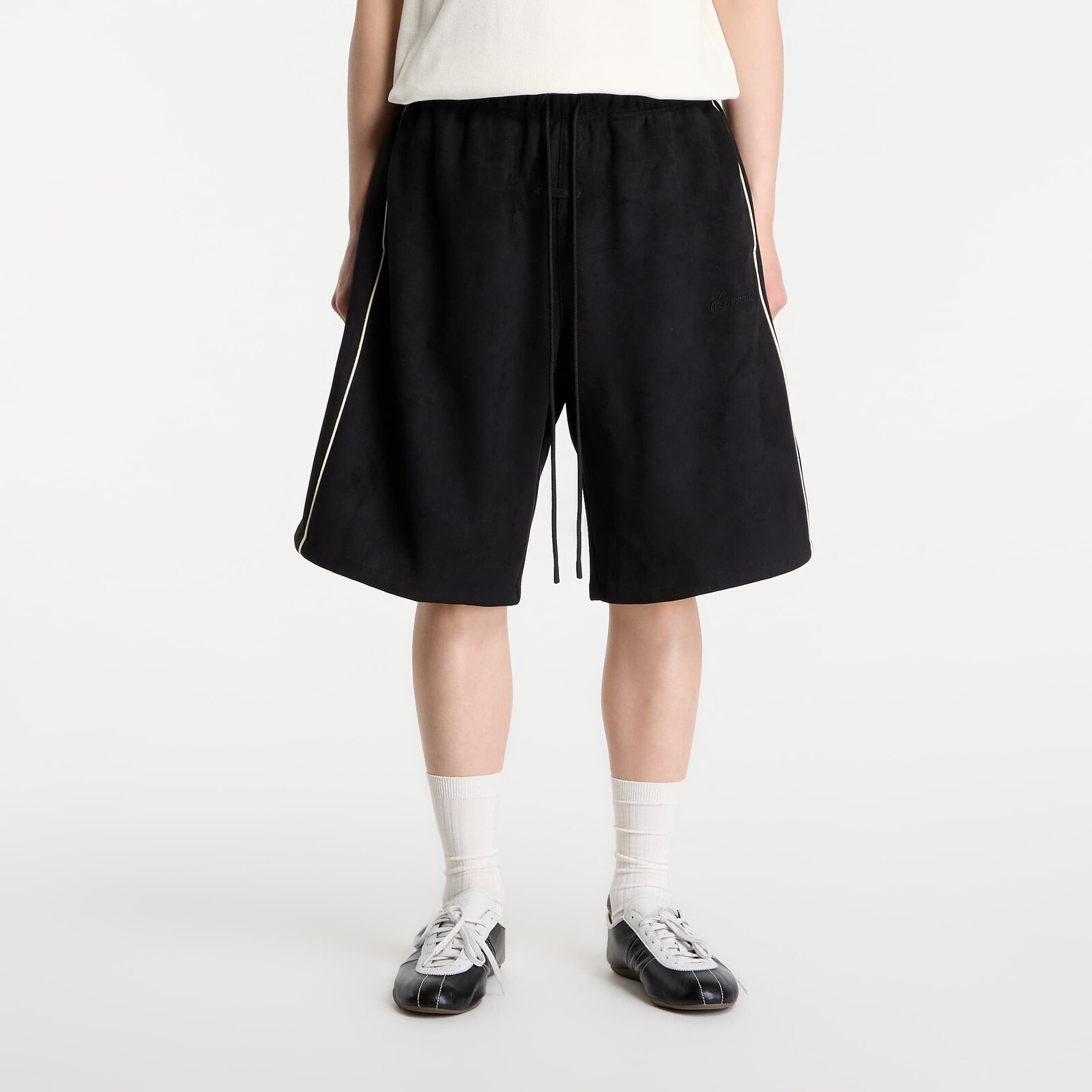 Fear of God Essentials Signature Relaxed Short Vintage Black XXL
