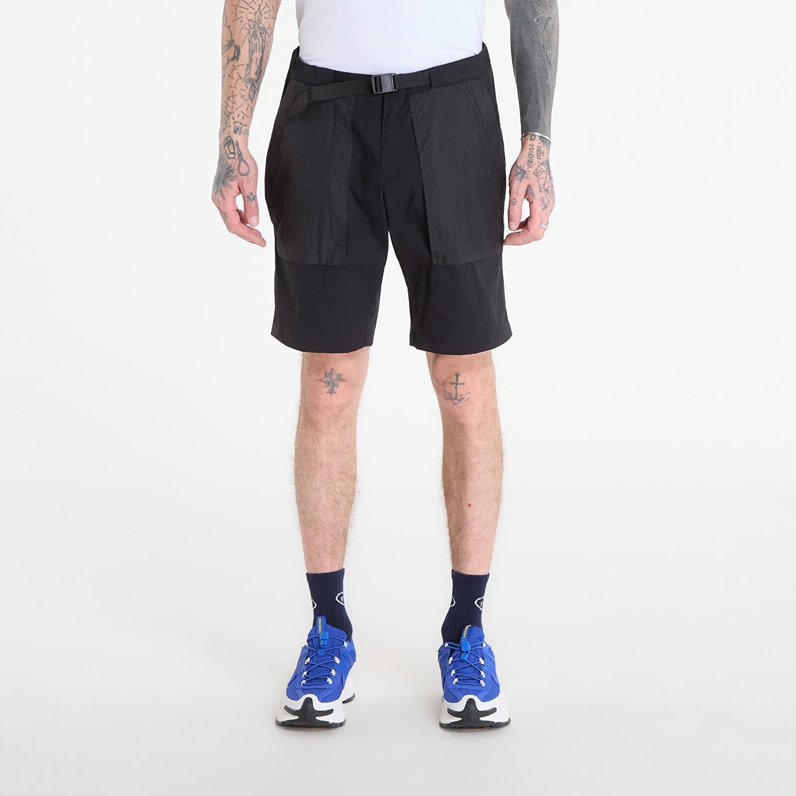 Poutnik by Tilak Shield Shorts Black/ Black M