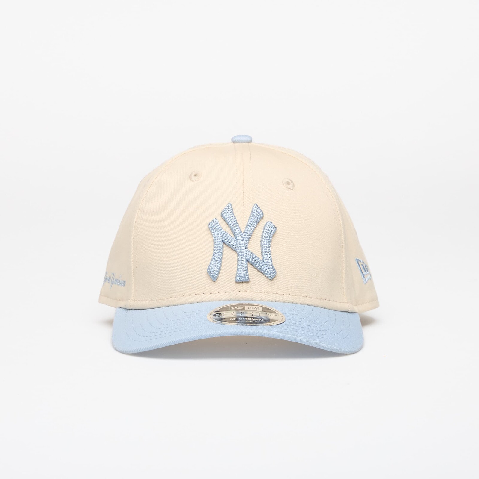 New Era 9FORTY MC MLB Side Script New York Yankees Light Cream/ SFB Universal