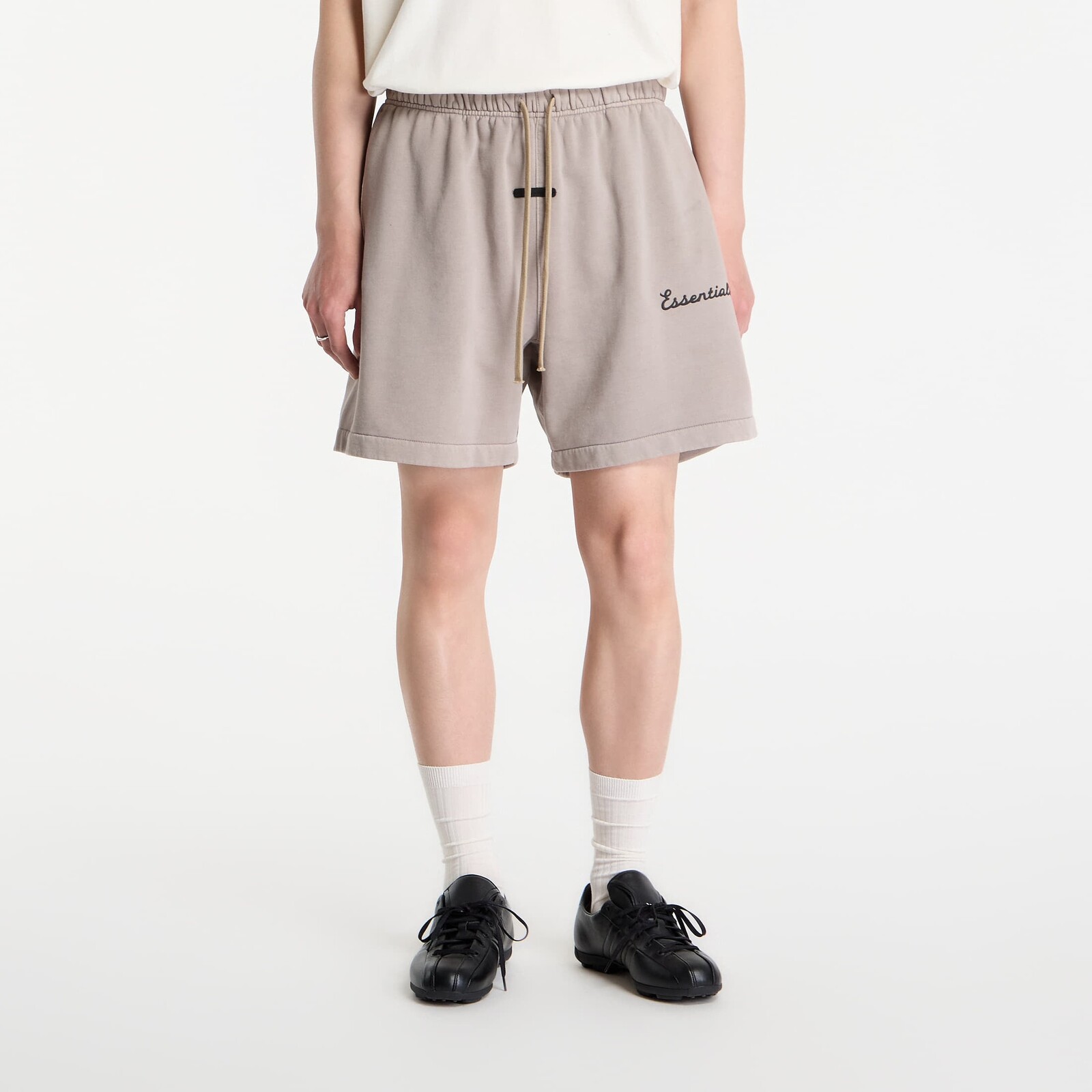 Fear of God Essentials Training Classic Fit Short Faded Seal M